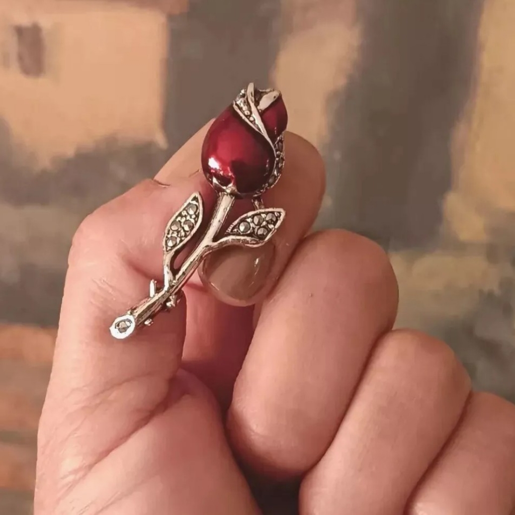Vintage Silver And Red Enamel Tone W/ Marcasite Christmas Rose Pin Brooch